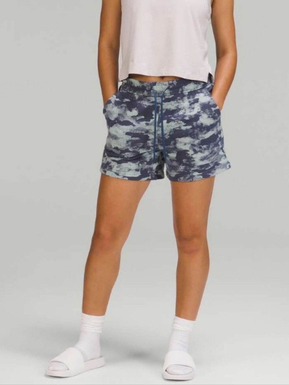 Lululemon Loungeful Hi Rise 4" Short